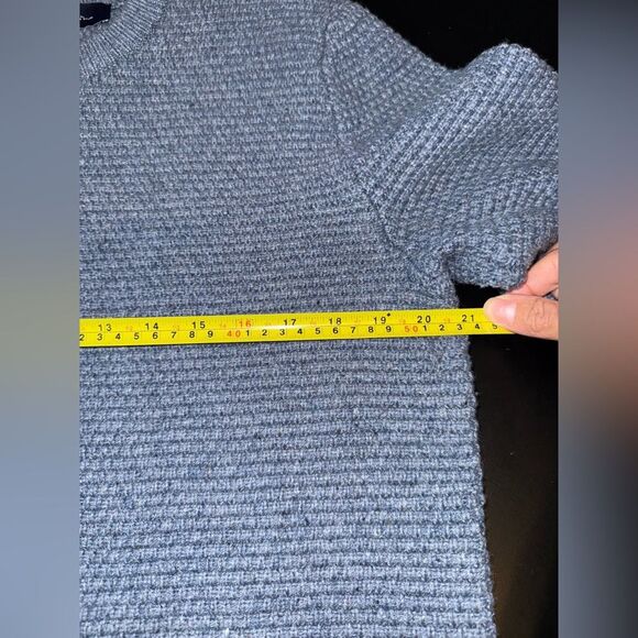 GAP men’s quality blue lambswool blend sweater size large EUC - Picture 6 of 7